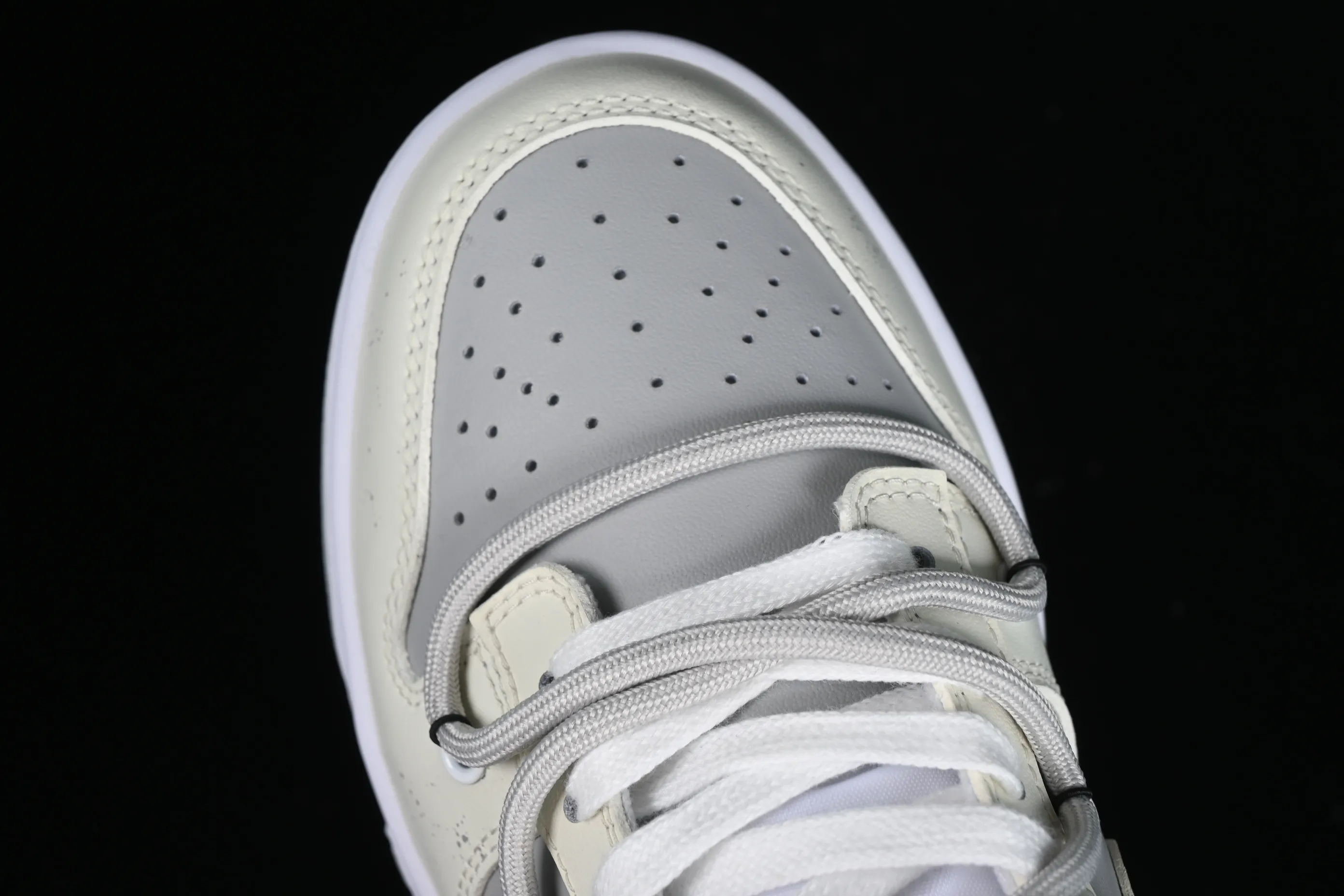 All categories Nk SB Dunk series Nk SB Dunk Low low-top sneakers Nk Dunk Low Retro Valentine's Day theme SB strap low-top casual sneakers HF0730-160
